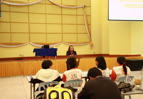 ภาพกิจกรรม   คณะวิทยาศาสตร์และเทคโนโลยี จัดกิจกรรมส่งเสริมสมรรถนะและทักษะด้านการใช้ภาษาอังกฤษสำหรับนักศึกษาคณะวิทยาศาสตร์และเทคโนโลยี 