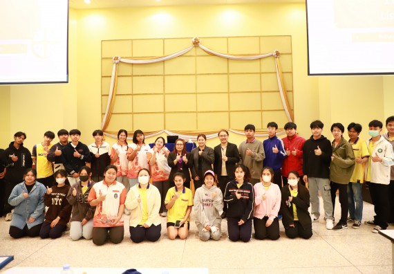 ภาพกิจกรรม   คณะวิทยาศาสตร์และเทคโนโลยี จัดกิจกรรมส่งเสริมสมรรถนะและทักษะด้านการใช้ภาษาอังกฤษสำหรับนักศึกษาคณะวิทยาศาสตร์และเทคโนโลยี 