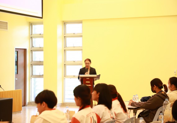 ภาพกิจกรรม   คณะวิทยาศาสตร์และเทคโนโลยี จัดกิจกรรมส่งเสริมสมรรถนะและทักษะด้านการใช้ภาษาอังกฤษสำหรับนักศึกษาคณะวิทยาศาสตร์และเทคโนโลยี 