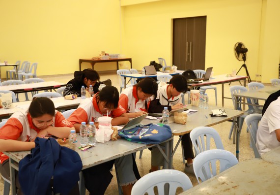 ภาพกิจกรรม   คณะวิทยาศาสตร์และเทคโนโลยี จัดกิจกรรมส่งเสริมสมรรถนะและทักษะด้านการใช้ภาษาอังกฤษสำหรับนักศึกษาคณะวิทยาศาสตร์และเทคโนโลยี 