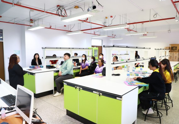 ภาพกิจกรรม  ศูนย์วิทยาศาสตร์และวิทยาศาสตร์ประยุกต์ จัดโครงการสัมมนาเชิงปฏิบัติการ PCR and Real-time PCR workflow Solution