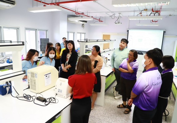 ภาพกิจกรรม  ศูนย์วิทยาศาสตร์และวิทยาศาสตร์ประยุกต์ จัดโครงการสัมมนาเชิงปฏิบัติการ PCR and Real-time PCR workflow Solution