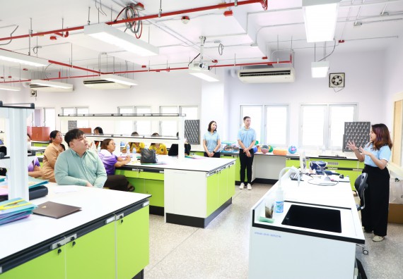 ภาพกิจกรรม  ศูนย์วิทยาศาสตร์และวิทยาศาสตร์ประยุกต์ จัดโครงการสัมมนาเชิงปฏิบัติการ PCR and Real-time PCR workflow Solution