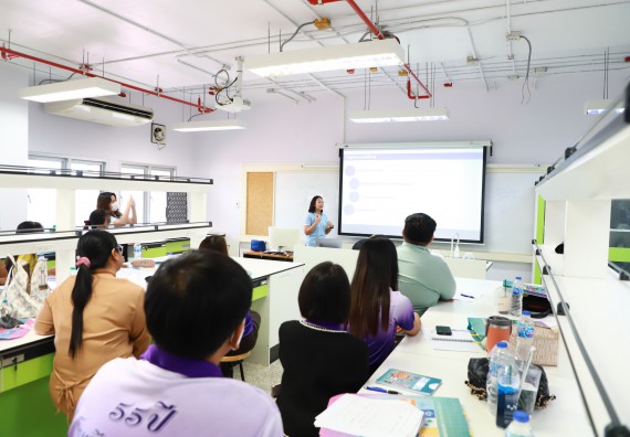 ภาพกิจกรรม  ศูนย์วิทยาศาสตร์และวิทยาศาสตร์ประยุกต์ จัดโครงการสัมมนาเชิงปฏิบัติการ PCR and Real-time PCR workflow Solution