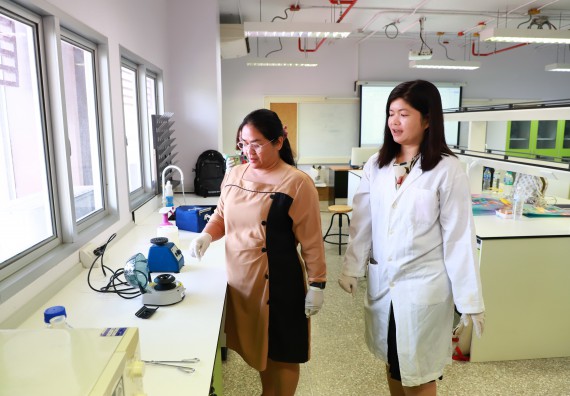 ภาพกิจกรรม  ศูนย์วิทยาศาสตร์และวิทยาศาสตร์ประยุกต์ จัดโครงการสัมมนาเชิงปฏิบัติการ PCR and Real-time PCR workflow Solution