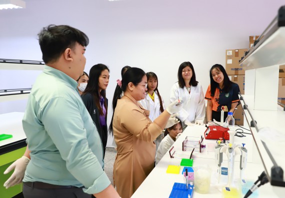 ภาพกิจกรรม  ศูนย์วิทยาศาสตร์และวิทยาศาสตร์ประยุกต์ จัดโครงการสัมมนาเชิงปฏิบัติการ PCR and Real-time PCR workflow Solution