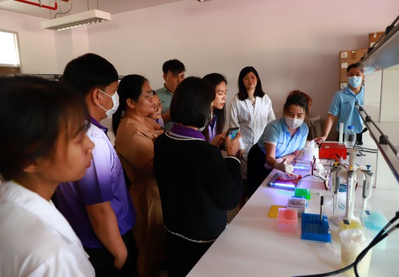 ภาพกิจกรรม  ศูนย์วิทยาศาสตร์และวิทยาศาสตร์ประยุกต์ จัดโครงการสัมมนาเชิงปฏิบัติการ PCR and Real-time PCR workflow Solution