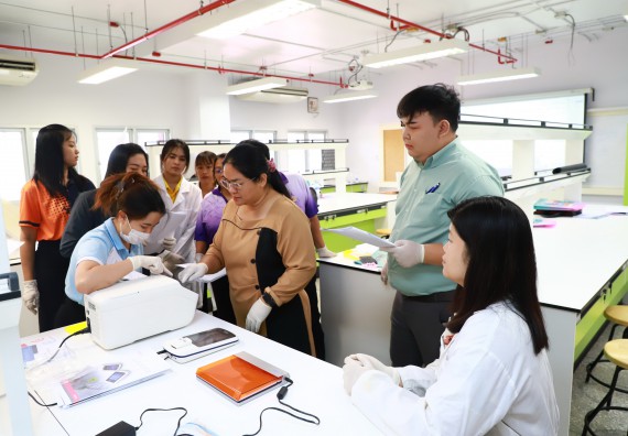 ภาพกิจกรรม  ศูนย์วิทยาศาสตร์และวิทยาศาสตร์ประยุกต์ จัดโครงการสัมมนาเชิงปฏิบัติการ PCR and Real-time PCR workflow Solution