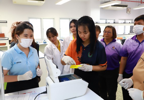 ภาพกิจกรรม  ศูนย์วิทยาศาสตร์และวิทยาศาสตร์ประยุกต์ จัดโครงการสัมมนาเชิงปฏิบัติการ PCR and Real-time PCR workflow Solution