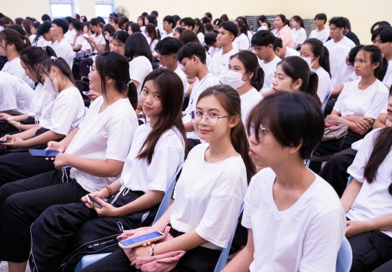 ภาพกิจกรรม  คณะวิทยาศาสตร์และเทคโนโลยี มหาวิทยาลัยราชภัฏกำแพงเพชร จัดกิจกรรมปฐมนิเทศนักศึกษาใหม่ ปีการศึกษา 2567