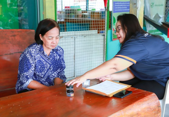 ภาพกิจกรรม  คณะวิทยาศาสตร์และเทคโนโลยี จัดกิจกรรมพัฒนาบรรจุภัณฑ์น้ำพริกโบราณ