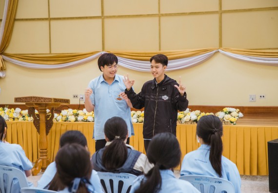 ภาพกิจกรรม   คณะวิทยาศาสตร์และเทคโนโลยี มหาวิทยาลัยราชภัฏกำแพงเพชร ร่วมกับโรงเรียนตากพิทยาคม กำหนดจัดกิจกรรมสร้างเสริมทักษะกระบวนการทางวิทยาศาสตร์สู่มาตรฐานสากล