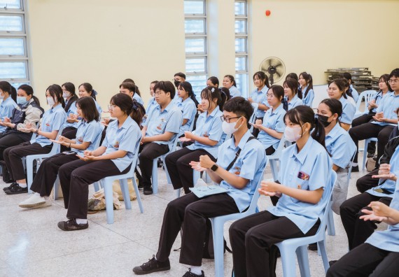 ภาพกิจกรรม   คณะวิทยาศาสตร์และเทคโนโลยี มหาวิทยาลัยราชภัฏกำแพงเพชร ร่วมกับโรงเรียนตากพิทยาคม กำหนดจัดกิจกรรมสร้างเสริมทักษะกระบวนการทางวิทยาศาสตร์สู่มาตรฐานสากล