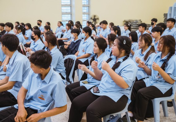 ภาพกิจกรรม   คณะวิทยาศาสตร์และเทคโนโลยี มหาวิทยาลัยราชภัฏกำแพงเพชร ร่วมกับโรงเรียนตากพิทยาคม กำหนดจัดกิจกรรมสร้างเสริมทักษะกระบวนการทางวิทยาศาสตร์สู่มาตรฐานสากล