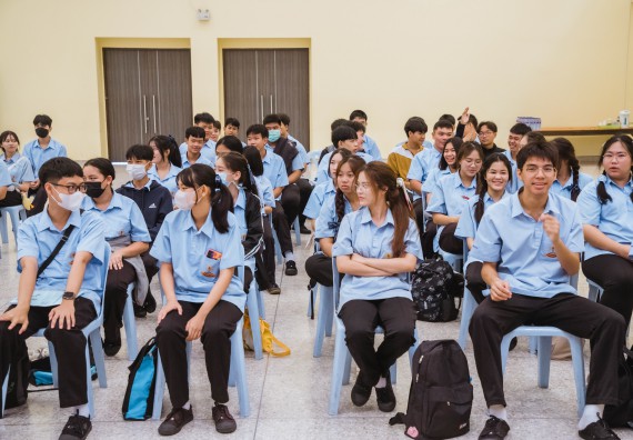 ภาพกิจกรรม   คณะวิทยาศาสตร์และเทคโนโลยี มหาวิทยาลัยราชภัฏกำแพงเพชร ร่วมกับโรงเรียนตากพิทยาคม กำหนดจัดกิจกรรมสร้างเสริมทักษะกระบวนการทางวิทยาศาสตร์สู่มาตรฐานสากล