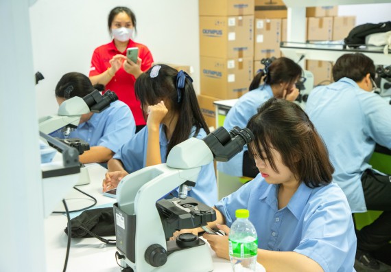 ภาพกิจกรรม   คณะวิทยาศาสตร์และเทคโนโลยี มหาวิทยาลัยราชภัฏกำแพงเพชร ร่วมกับโรงเรียนตากพิทยาคม กำหนดจัดกิจกรรมสร้างเสริมทักษะกระบวนการทางวิทยาศาสตร์สู่มาตรฐานสากล