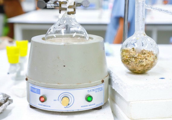 ภาพกิจกรรม   คณะวิทยาศาสตร์และเทคโนโลยี มหาวิทยาลัยราชภัฏกำแพงเพชร ร่วมกับโรงเรียนตากพิทยาคม กำหนดจัดกิจกรรมสร้างเสริมทักษะกระบวนการทางวิทยาศาสตร์สู่มาตรฐานสากล