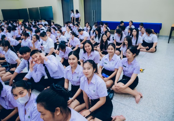 ภาพกิจกรรม  คณะวิทยาศาสตร์และเทคโนโลยี จัดกิจกรรมไหว้ครูคณะวิทยาศาสตร์และเทคโนโลยี ประจำปีการศึกษา 2567