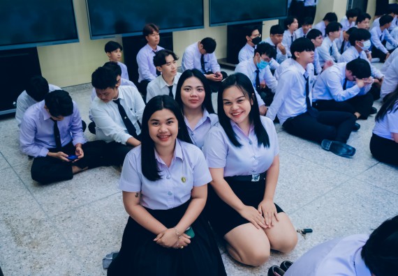 ภาพกิจกรรม  คณะวิทยาศาสตร์และเทคโนโลยี จัดกิจกรรมไหว้ครูคณะวิทยาศาสตร์และเทคโนโลยี ประจำปีการศึกษา 2567