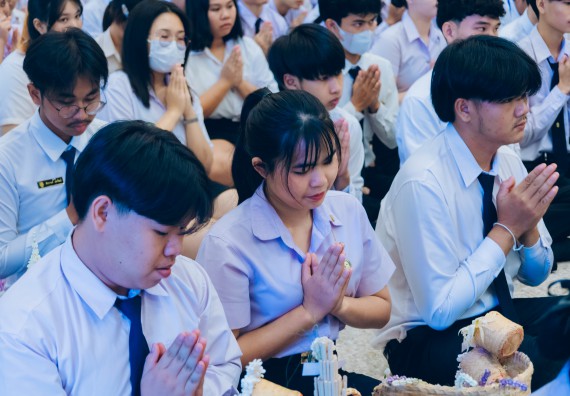 ภาพกิจกรรม  คณะวิทยาศาสตร์และเทคโนโลยี จัดกิจกรรมไหว้ครูคณะวิทยาศาสตร์และเทคโนโลยี ประจำปีการศึกษา 2567