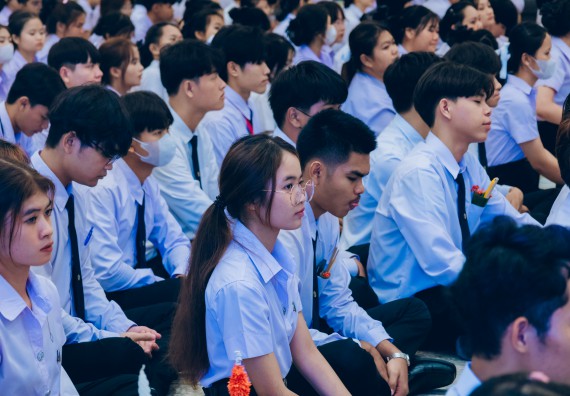 ภาพกิจกรรม  คณะวิทยาศาสตร์และเทคโนโลยี จัดกิจกรรมไหว้ครูคณะวิทยาศาสตร์และเทคโนโลยี ประจำปีการศึกษา 2567