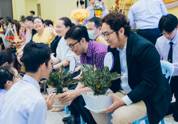 ภาพกิจกรรม  คณะวิทยาศาสตร์และเทคโนโลยี จัดกิจกรรมไหว้ครูคณะวิทยาศาสตร์และเทคโนโลยี ประจำปีการศึกษา 2567