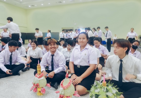 ภาพกิจกรรม  คณะวิทยาศาสตร์และเทคโนโลยี จัดกิจกรรมไหว้ครูคณะวิทยาศาสตร์และเทคโนโลยี ประจำปีการศึกษา 2567