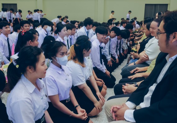 ภาพกิจกรรม  คณะวิทยาศาสตร์และเทคโนโลยี จัดกิจกรรมไหว้ครูคณะวิทยาศาสตร์และเทคโนโลยี ประจำปีการศึกษา 2567