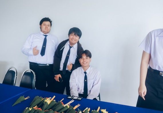 ภาพกิจกรรม  คณะวิทยาศาสตร์และเทคโนโลยี จัดกิจกรรมไหว้ครูคณะวิทยาศาสตร์และเทคโนโลยี ประจำปีการศึกษา 2567