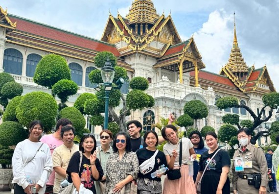 โปรแกรมวิชาคณิตศาสตร์ เข้าศึกษาดูงานด้านการจัดการศึกษาและงานวิจัยเยี่ยมชมโบราณสถานที่สำคัญของประเทศไทย