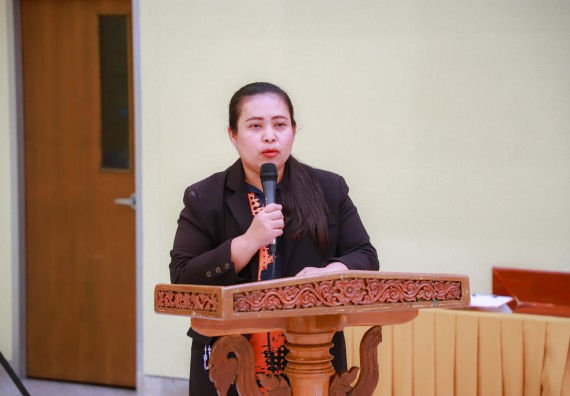 ภาพกิจกรรม  คณะวิทยาศาสตร์และเทคโนโลยี จัดกิจกรรมการอบรมเชิงปฏิบัติการ เรื่อง การเป็นช่างตัดผมอย่างมืออาชีพ ตามโครงการพัฒนาคุณภาพชีวิตและยกระดับเศรษฐกิจฐานราก