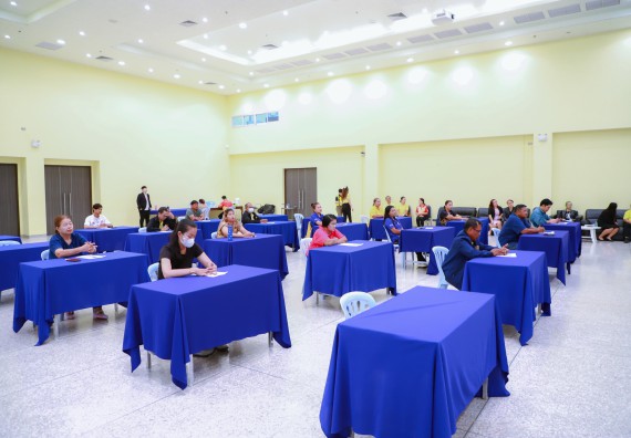 ภาพกิจกรรม  คณะวิทยาศาสตร์และเทคโนโลยี จัดกิจกรรมการอบรมเชิงปฏิบัติการ เรื่อง การเป็นช่างตัดผมอย่างมืออาชีพ ตามโครงการพัฒนาคุณภาพชีวิตและยกระดับเศรษฐกิจฐานราก