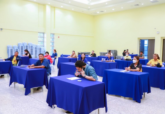 ภาพกิจกรรม  คณะวิทยาศาสตร์และเทคโนโลยี จัดกิจกรรมการอบรมเชิงปฏิบัติการ เรื่อง การเป็นช่างตัดผมอย่างมืออาชีพ ตามโครงการพัฒนาคุณภาพชีวิตและยกระดับเศรษฐกิจฐานราก