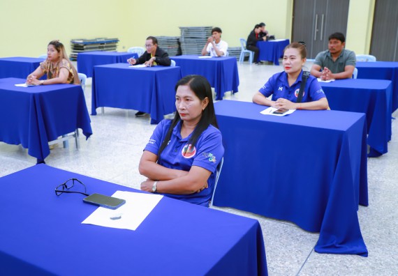 ภาพกิจกรรม  คณะวิทยาศาสตร์และเทคโนโลยี จัดกิจกรรมการอบรมเชิงปฏิบัติการ เรื่อง การเป็นช่างตัดผมอย่างมืออาชีพ ตามโครงการพัฒนาคุณภาพชีวิตและยกระดับเศรษฐกิจฐานราก