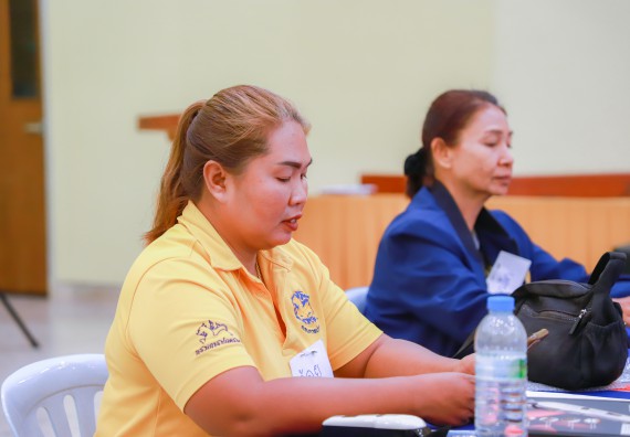 ภาพกิจกรรม  คณะวิทยาศาสตร์และเทคโนโลยี จัดกิจกรรมการอบรมเชิงปฏิบัติการ เรื่อง การเป็นช่างตัดผมอย่างมืออาชีพ ตามโครงการพัฒนาคุณภาพชีวิตและยกระดับเศรษฐกิจฐานราก