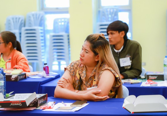 ภาพกิจกรรม  คณะวิทยาศาสตร์และเทคโนโลยี จัดกิจกรรมการอบรมเชิงปฏิบัติการ เรื่อง การเป็นช่างตัดผมอย่างมืออาชีพ ตามโครงการพัฒนาคุณภาพชีวิตและยกระดับเศรษฐกิจฐานราก