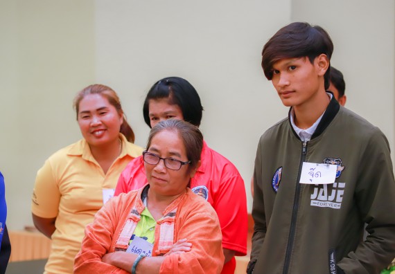 ภาพกิจกรรม  คณะวิทยาศาสตร์และเทคโนโลยี จัดกิจกรรมการอบรมเชิงปฏิบัติการ เรื่อง การเป็นช่างตัดผมอย่างมืออาชีพ ตามโครงการพัฒนาคุณภาพชีวิตและยกระดับเศรษฐกิจฐานราก