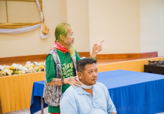 ภาพกิจกรรม  คณะวิทยาศาสตร์และเทคโนโลยี จัดกิจกรรมการอบรมเชิงปฏิบัติการ เรื่อง การเป็นช่างตัดผมอย่างมืออาชีพ ตามโครงการพัฒนาคุณภาพชีวิตและยกระดับเศรษฐกิจฐานราก