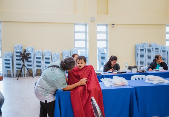 ภาพกิจกรรม  คณะวิทยาศาสตร์และเทคโนโลยี จัดกิจกรรมการอบรมเชิงปฏิบัติการ เรื่อง การเป็นช่างตัดผมอย่างมืออาชีพ ตามโครงการพัฒนาคุณภาพชีวิตและยกระดับเศรษฐกิจฐานราก