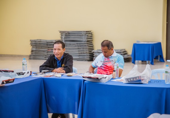 ภาพกิจกรรม  คณะวิทยาศาสตร์และเทคโนโลยี จัดกิจกรรมการอบรมเชิงปฏิบัติการ เรื่อง การเป็นช่างตัดผมอย่างมืออาชีพ ตามโครงการพัฒนาคุณภาพชีวิตและยกระดับเศรษฐกิจฐานราก