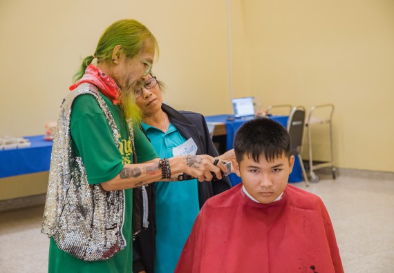 ภาพกิจกรรม  คณะวิทยาศาสตร์และเทคโนโลยี จัดกิจกรรมการอบรมเชิงปฏิบัติการ เรื่อง การเป็นช่างตัดผมอย่างมืออาชีพ ตามโครงการพัฒนาคุณภาพชีวิตและยกระดับเศรษฐกิจฐานราก