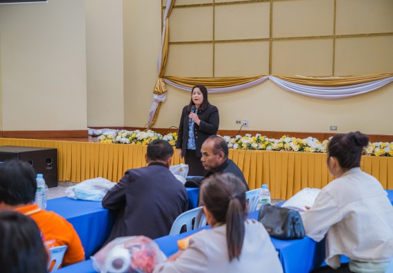 ภาพกิจกรรม  คณะวิทยาศาสตร์และเทคโนโลยี จัดกิจกรรมการอบรมเชิงปฏิบัติการ เรื่อง การเป็นช่างตัดผมอย่างมืออาชีพ ตามโครงการพัฒนาคุณภาพชีวิตและยกระดับเศรษฐกิจฐานราก