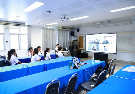 ภาพกิจกรรม  หลักสูตรวิทยาศาสตรบัณฑิต สาขาวิชาคณิตศาสตร์ คณะวิทยาศาสตร์และเทคโนโลยี จัดกิจกรรมตรวจประเมินคุณภาพภายในตามเกณฑ์ AUN-QA หลักสูตรสาขาวิชาคณิตศาสตร์