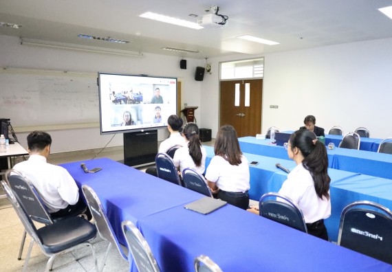 ภาพกิจกรรม  หลักสูตรวิทยาศาสตรบัณฑิต สาขาวิชาคณิตศาสตร์ คณะวิทยาศาสตร์และเทคโนโลยี จัดกิจกรรมตรวจประเมินคุณภาพภายในตามเกณฑ์ AUN-QA หลักสูตรสาขาวิชาคณิตศาสตร์