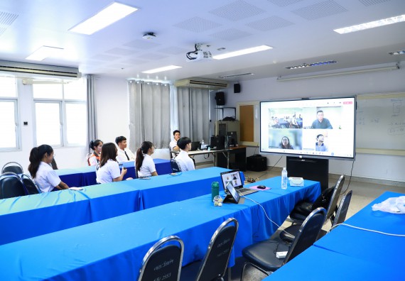 ภาพกิจกรรม  หลักสูตรวิทยาศาสตรบัณฑิต สาขาวิชาคณิตศาสตร์ คณะวิทยาศาสตร์และเทคโนโลยี จัดกิจกรรมตรวจประเมินคุณภาพภายในตามเกณฑ์ AUN-QA หลักสูตรสาขาวิชาคณิตศาสตร์