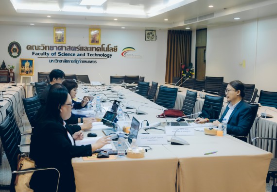 ภาพกิจกรรม  หลักสูตรวิทยาศาสตรบัณฑิต สาขาวิชาวิทยาการคอมพิวเตอร์ คณะวิทยาศาสตร์และเทคโนโลยี จัดกิจกรรมตรวจประเมินคุณภาพภายในตามเกณฑ์ AUN-QA หลักสูตรสาขาวิชาวิทยาการคอมพิวเตอร์