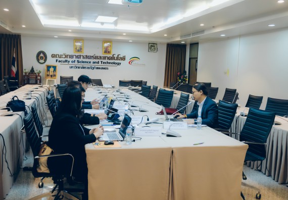 ภาพกิจกรรม  หลักสูตรวิทยาศาสตรบัณฑิต สาขาวิชาวิทยาการคอมพิวเตอร์ คณะวิทยาศาสตร์และเทคโนโลยี จัดกิจกรรมตรวจประเมินคุณภาพภายในตามเกณฑ์ AUN-QA หลักสูตรสาขาวิชาวิทยาการคอมพิวเตอร์