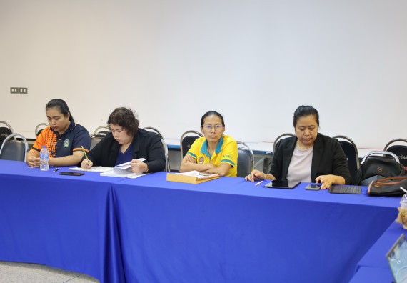 ภาพกิจกรรม  หลักสูตรวิทยาศาสตรบัณฑิต สาขาวิชาวิทยาศาสตร์สิ่งแวดล้อม คณะวิทยาศาสตร์และเทคโนโลยี จัดกิจกรรมตรวจประเมินคุณภาพภายในตามเกณฑ์ AUN-QA หลักสูตรสาขาวิชาวิทยาศาสตร์สิ่งแวดล้อม