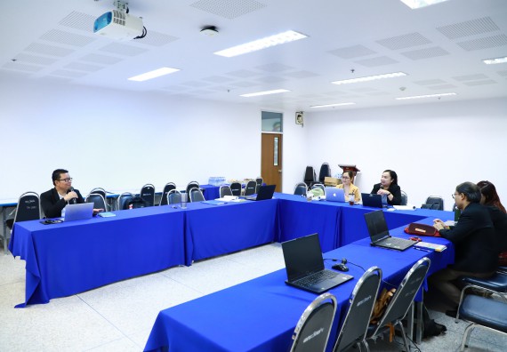 ภาพกิจกรรม  หลักสูตรวิทยาศาสตรบัณฑิต สาขาวิชาวิทยาศาสตร์สิ่งแวดล้อม คณะวิทยาศาสตร์และเทคโนโลยี จัดกิจกรรมตรวจประเมินคุณภาพภายในตามเกณฑ์ AUN-QA หลักสูตรสาขาวิชาวิทยาศาสตร์สิ่งแวดล้อม