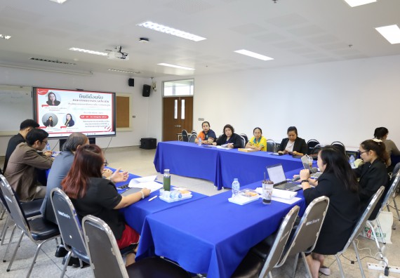 ภาพกิจกรรม  หลักสูตรวิทยาศาสตรบัณฑิต สาขาวิชาวิทยาศาสตร์สิ่งแวดล้อม คณะวิทยาศาสตร์และเทคโนโลยี จัดกิจกรรมตรวจประเมินคุณภาพภายในตามเกณฑ์ AUN-QA หลักสูตรสาขาวิชาวิทยาศาสตร์สิ่งแวดล้อม